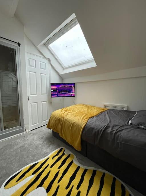 1 Bedroom Flat With En-Suite Leeds  Exterior photo